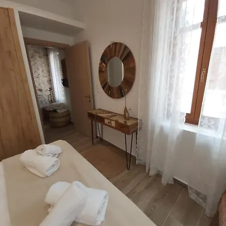 Palazzino D Irene Apartment *